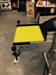 Retractable Conveyor with Ergonomic Handles