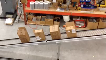 148) Incline packaging conveyor