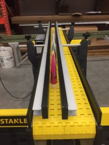 little adjustable lane conveyor