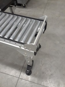 packaging conveyor metal rollers - accumulation