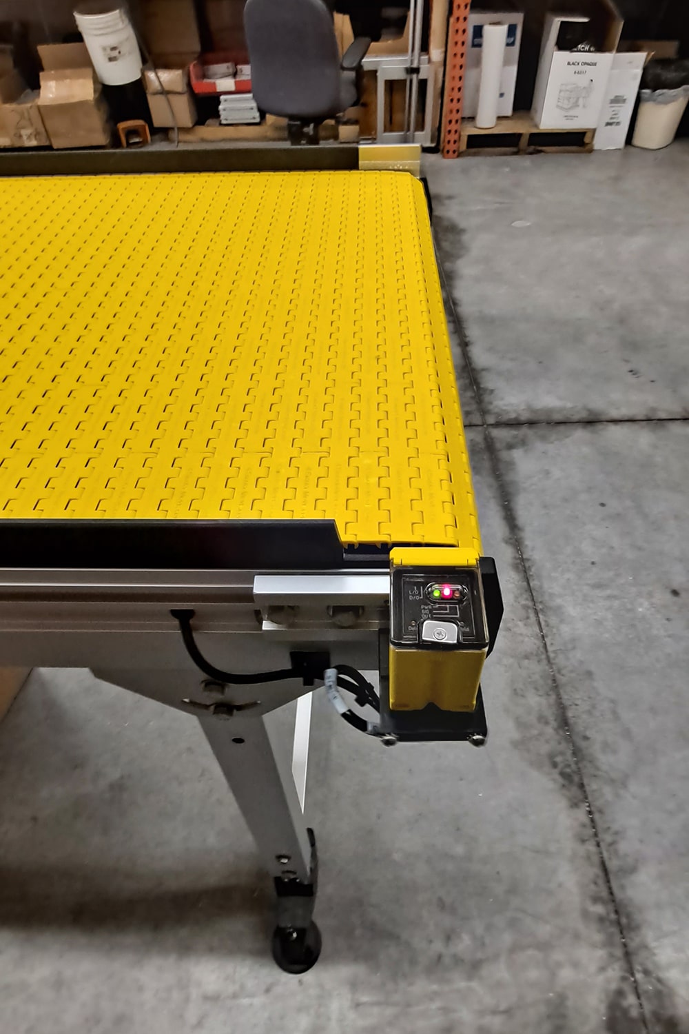 little photo eye sensor conveyor