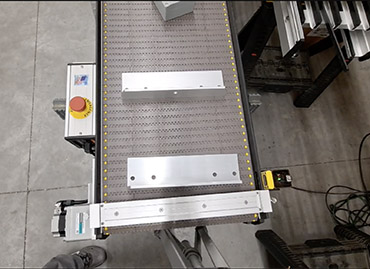 392) long-line machine tool robotic conveyor