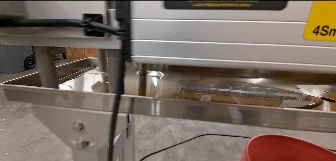 washdown-conveyor-drip-pan