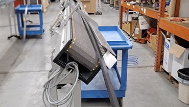 440) pneumatic assembly conveyor